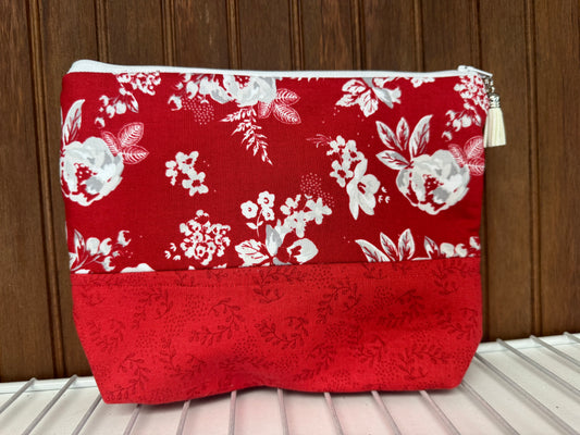 Small Zip Tote – Appalachian Made Red Floral Design