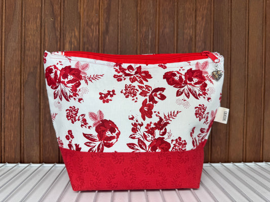 Zipper Tote – Appalachian Made Red & White Floral Design
